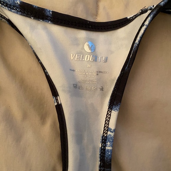 Velocity Workout Tank - Picture 2 of 3